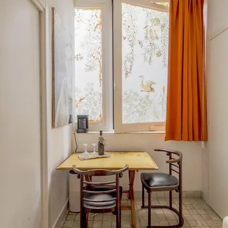 Casa Di Lalla 4*